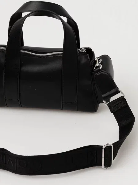 Calvin Klein kézitáska fekete