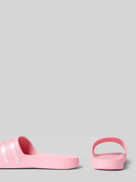 Klapki adidas różowe