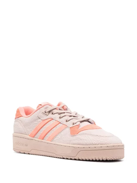 Pruhované trekkingové lněné tenisky Adidas UltraBoost šedé