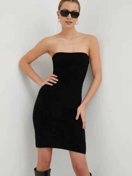 Herskind sukienka wełniana mini dopasowana czarny