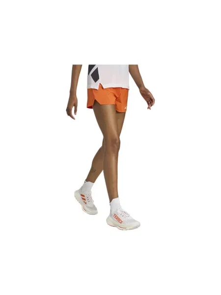 Šortky Adidas oranžová