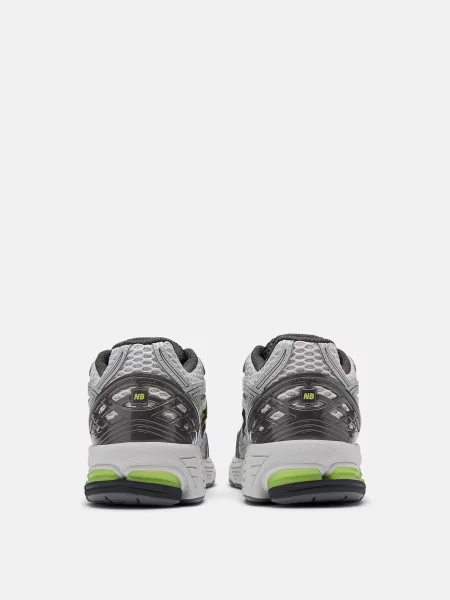 Дитячі кросівки New Balance сірі
