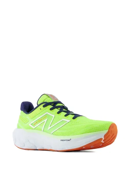 Sneakers New Balance Fresh Foam σουέντ πράσινο