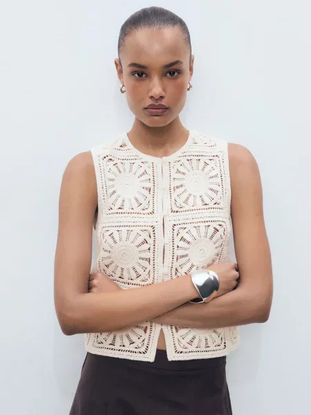 Жилет MANGO бежевий