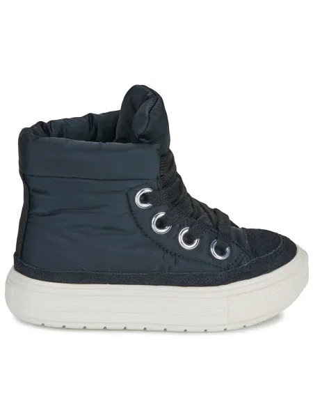 Členkové topánky Converse čierna