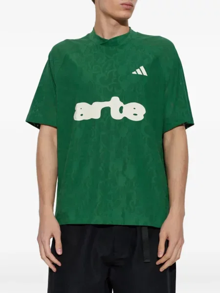 Pantaloni Adidas cu imagine roz