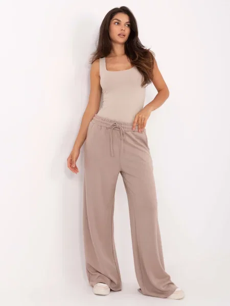Pantaloni Relevance alb