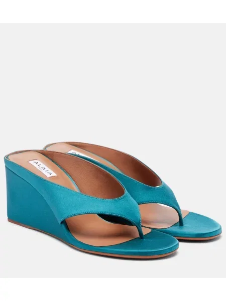 Satynowe stringi Alaïa na koturnie niebieskie