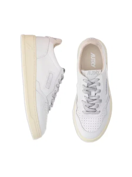 Sneakersy Autry skórzane białe