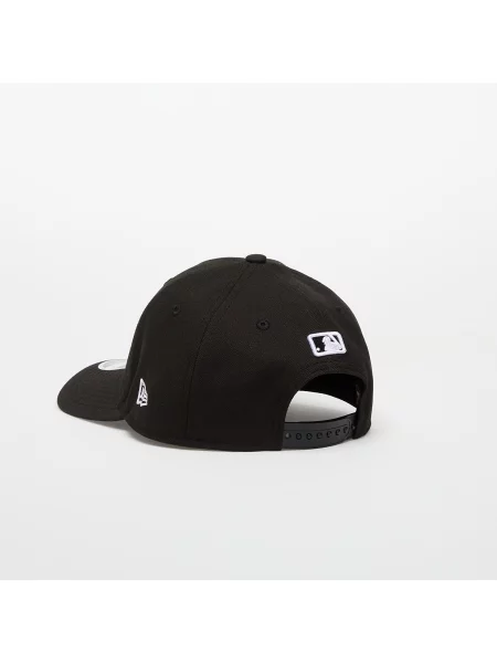 Шапка с козирка New Era 0 черно