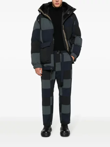 Chinos Sacai s potiskem černé