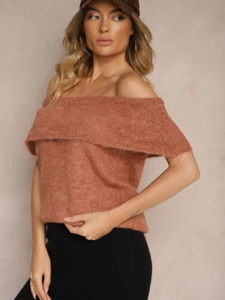 Sweter Top z Hiszpańskim Wywijanym Dekoltem z Wełną Inarose brązowy