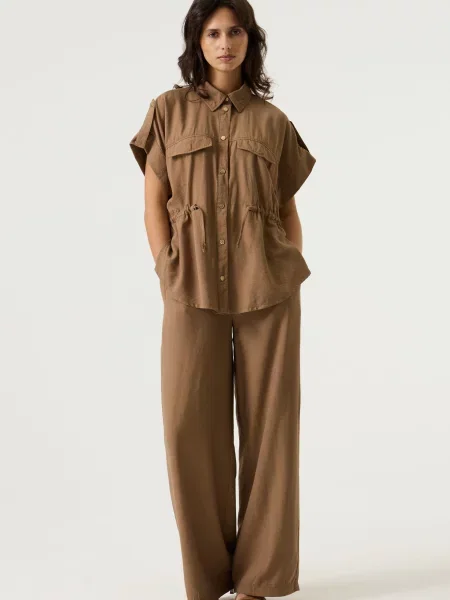 GARCIA Pantaloni maro