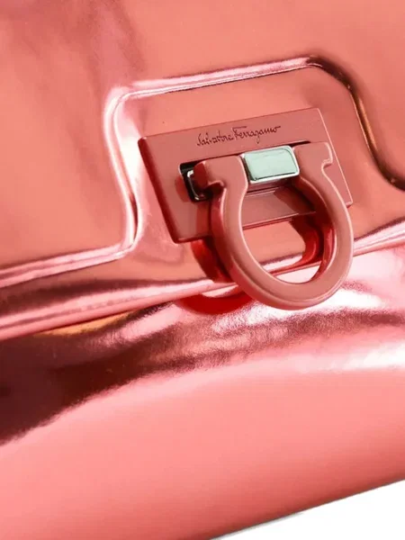 Geantă Ferragamo roz