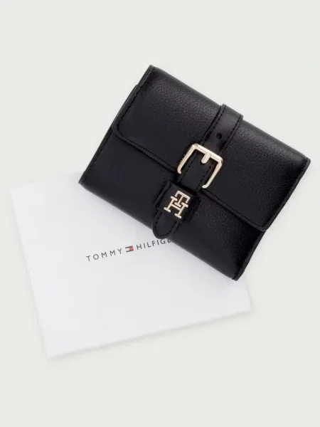 Tommy Hilfiger портфейл дамски от имитация на кожа черно