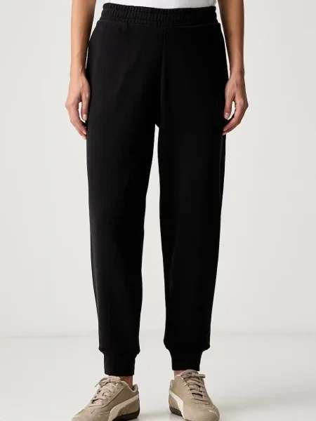 Puma pantaloni de trening pentru femei cu Essentials negru
