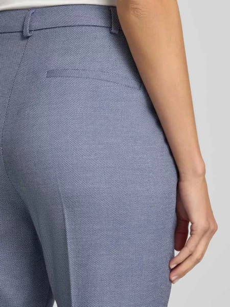 Spodnie garniturowe o kroju slim fit z kantami Comma niebieskie