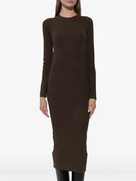 Rochie maxi Fear Of God Essentials lungă de costum maro
