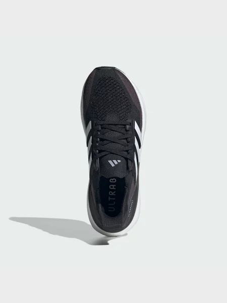 Переработанный кроссовки для бега Adidas для бега черные