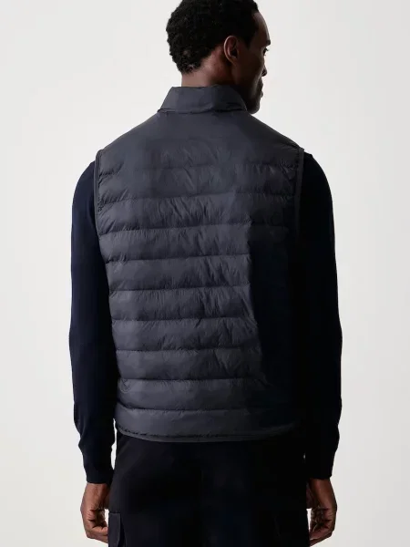 Lacoste безрукавка