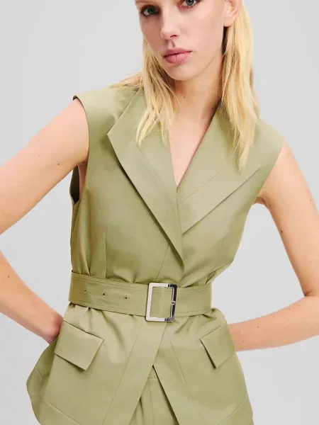 Karl Lagerfeld vestă desfacut verde