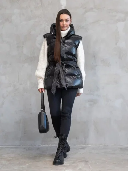 Утеплений жилет Tian чорний