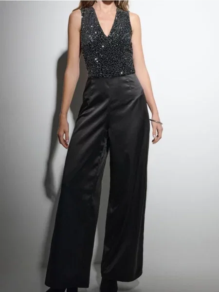 Комбінезон з паєтками чорний