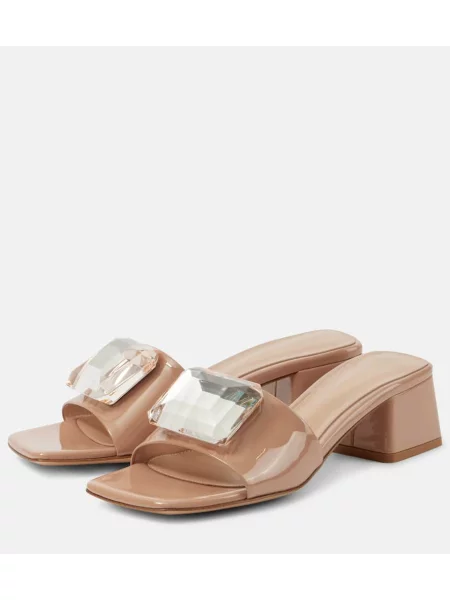 Papuci tip mules Gianvito Rossi din piele de lac bej