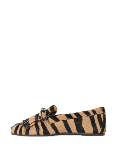 Pantofi loafer Stuart Weitzman cu franjuri maro