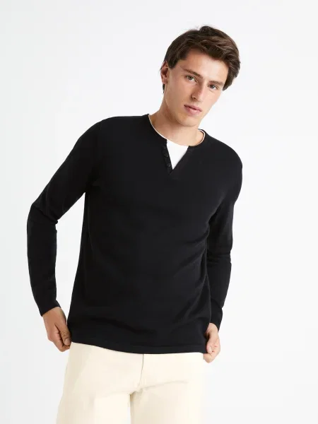Пуловер Celio черно