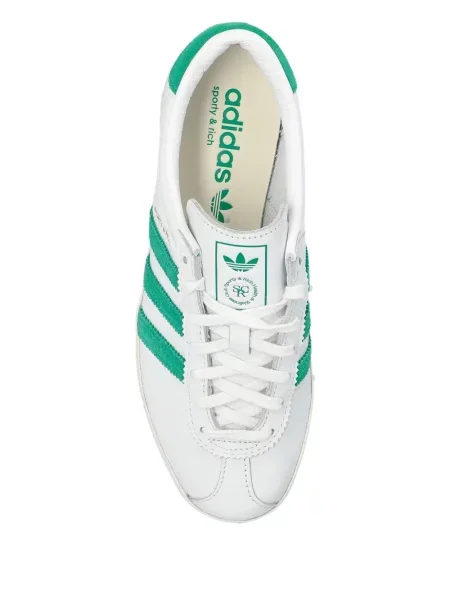 Sneakerși Adidas din piele de căprioară cu dungi alb