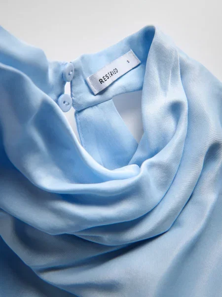 Топ Reserved голубой