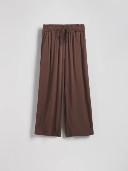 Reserved Pantaloni cu croi larg din bej