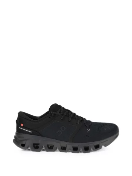 Sneakerși On negru