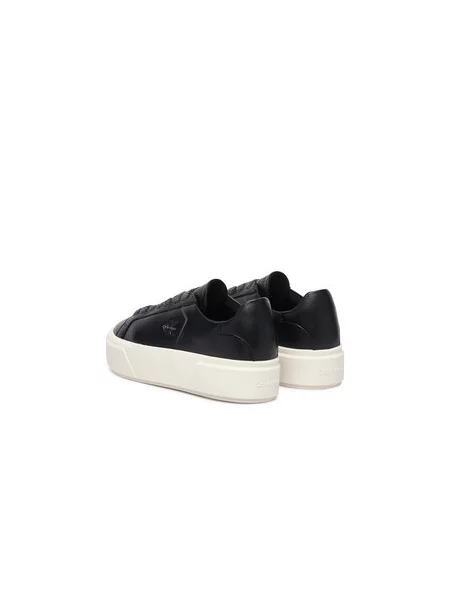 Laisvalaikio batai Calvin Klein Flatform Laceup Lth Wl juoda