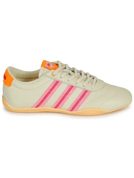 Pantofi Adidas din piele bej
