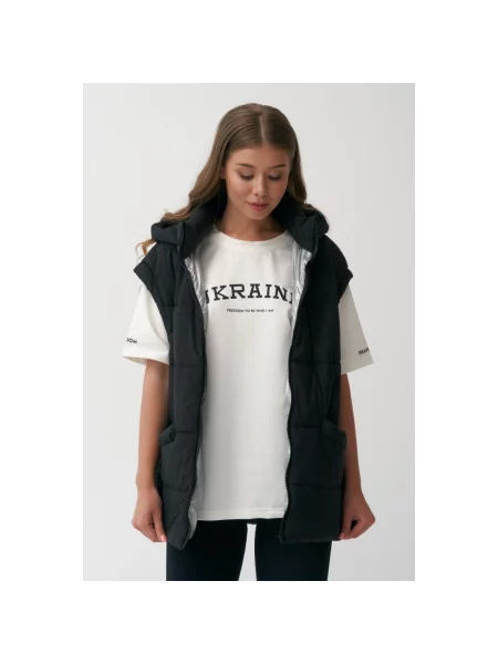 Утепленный жилет Estro черный