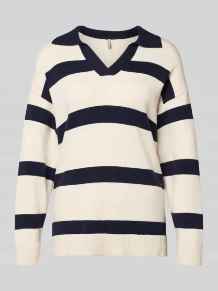Sweter z dzianiny z dekoltem w serek model ‘KANITA’ Soyaconcept