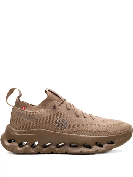 Běžecké tenisky On Running hnědé