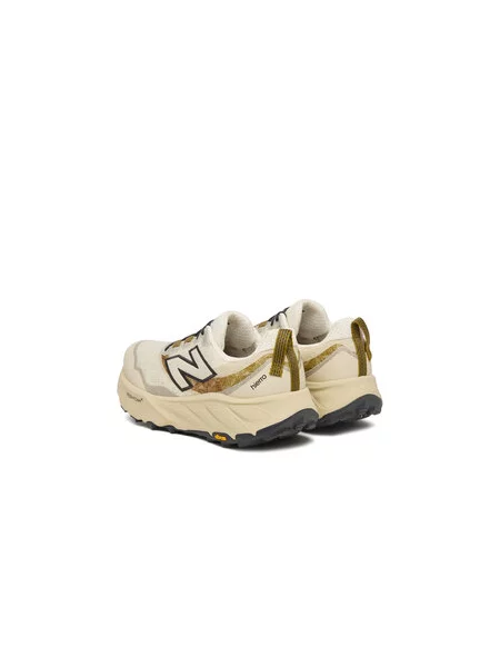 Tekaški čevlji New Balance X Hierro V9 Svetlo bež