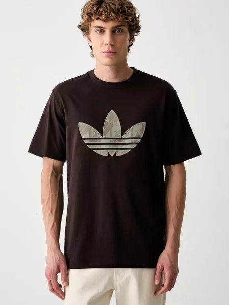 Adidas Originals kratka majica z bombažem rjava