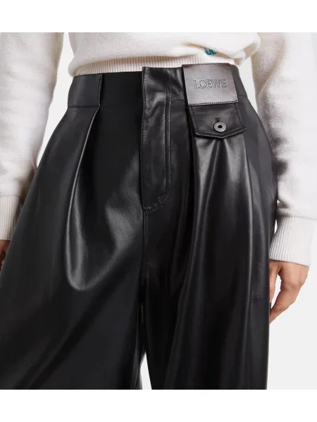 Pantaloni Loewe cu talie înaltă din piele plisate negru