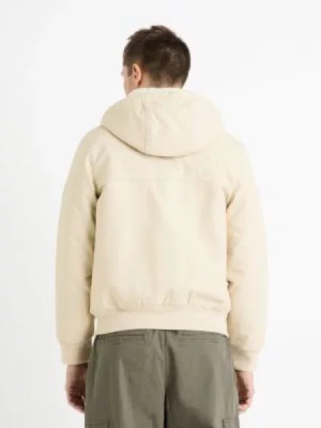Яке Celio