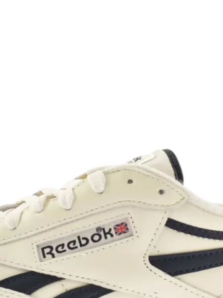 Tenisice Reebok s vezicama s čipkom