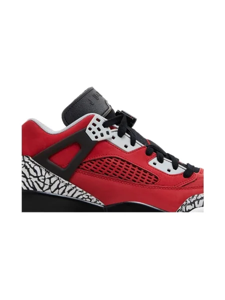 Pantofi Nike roșu
