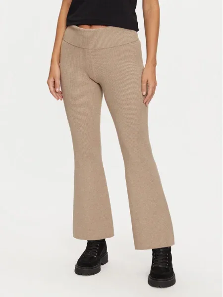 Guess Pantaloni din bej