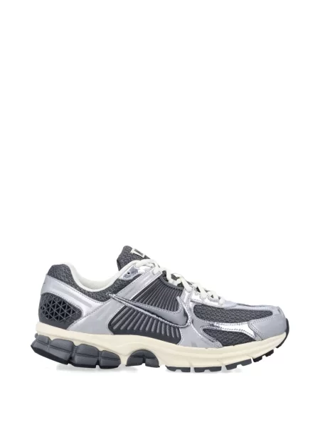 Sneakerși Nike Vomero gri