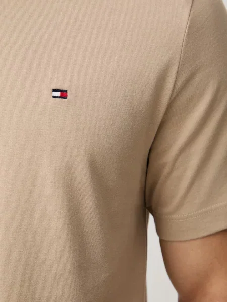Tommy Hilfiger тениска мъжка от бежово