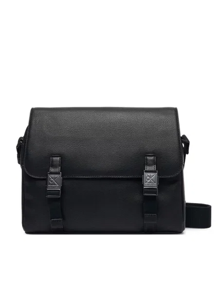 Calvin Klein Saszetka Emblem Hw Flap Messenger czarny