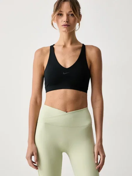 Nike športová podprsenka Universa čierna